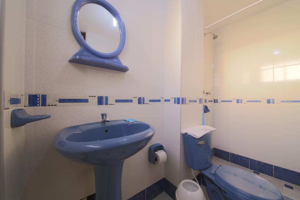 Hostal Florida Chiclayo Eksteriør billede